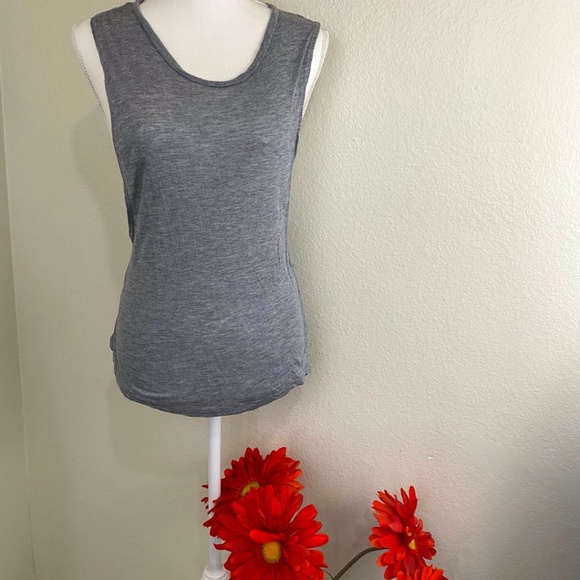 Gray Twisted Back T-shirt - Picture 1 of 5